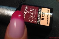 Swatches: Gel II and Gel II Reaction