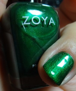 zoya_gems&jewels_holly