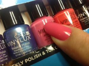 vinylux_pinkbikini